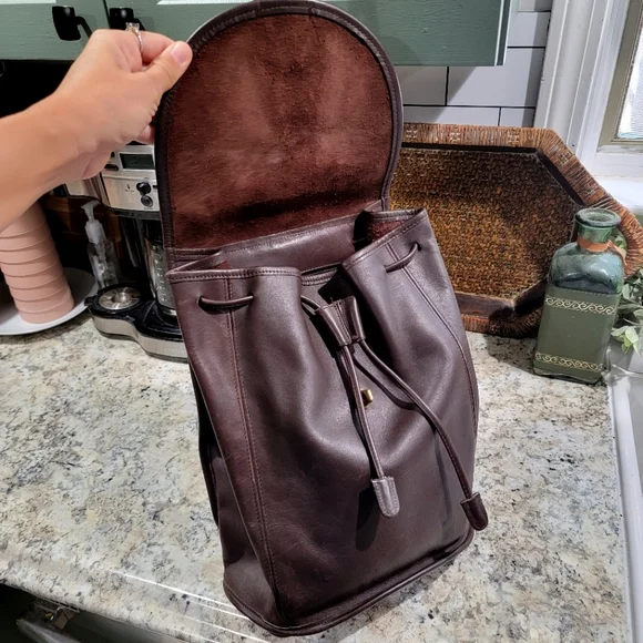 Coach Vintage Turn Lock Leather Backpack - Picture 13 of 16